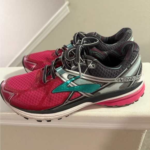 Brooks Ravenna 7 Women’s Running Shoes Fuchsia Gray 1202081B672 Size 9 - Picture 5 of 7